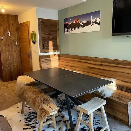 2100, Confort Apartment *